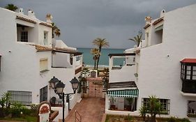 Puerto de la duquesa beach apartment